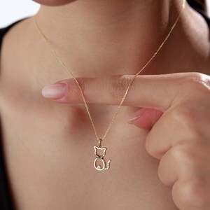 14K Gold Cat Necklace, Dainty Cat Pendant, Animal Lover Gift, Mothers Day Gift,  Minimalist Kitty Pendant, Dainty Feline Charm, Cat Mom Gift