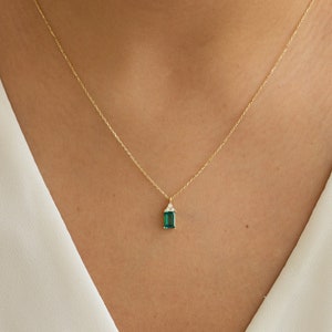 14K Real Gold Crystal Necklaces, Emerald Jewelry, Emerald Pendant, Green Gemstone Pendants,Emerald Pendants, Delicate Emerald Cut Necklace