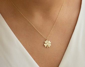 Solid Gold Clover Pendant, Gold Clover Necklace, Gold Shamrock