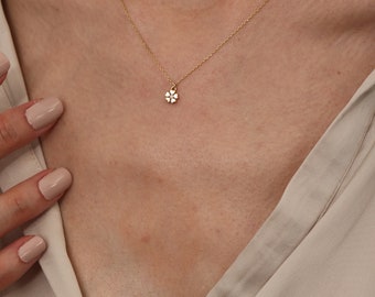 Four Leaf Clover, Clover Necklace, Diamond Necklace, Gold Necklace, Handmade Jewelry, 14k Gold Necklace, Clover Diamond, Bridesmaid Gift