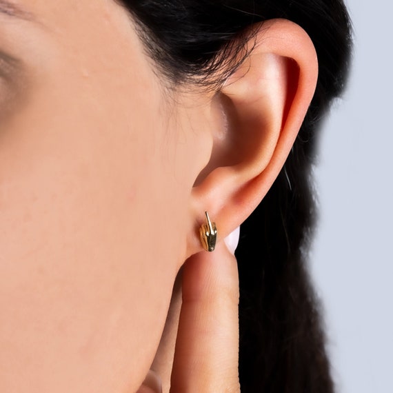 Middle finger earrings gold sale