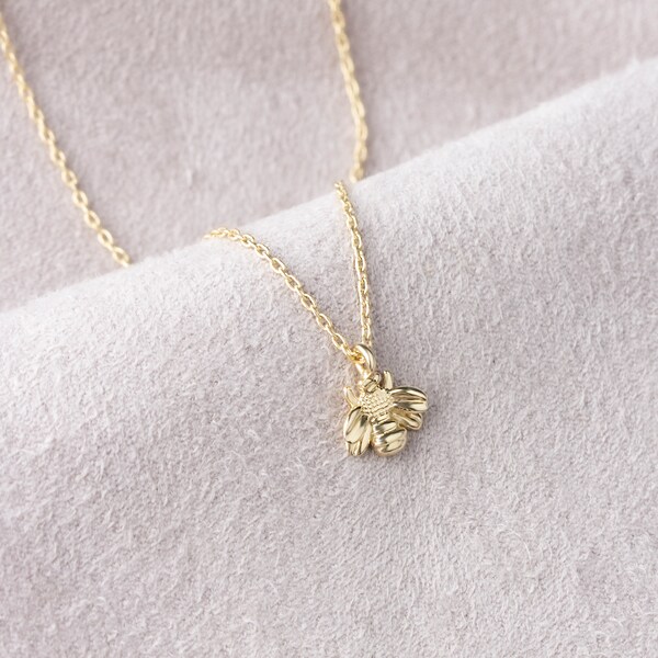Bumble Bee And Flower Necklace