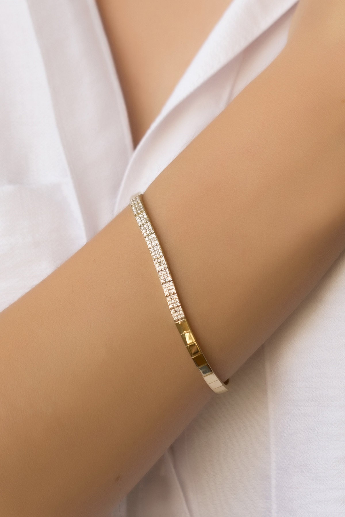Silver Bracelets For Women - Buy Ladies Silver Bracelets Online at Best  Prices in India | Flipkart.com
