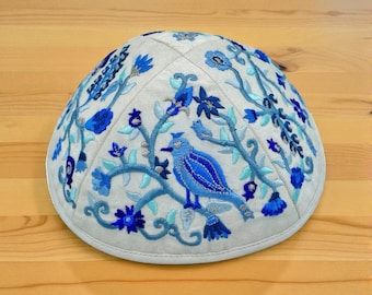 Kipá bordada con pájaro azul: kipá judía, regalo para Bar Mitzvá