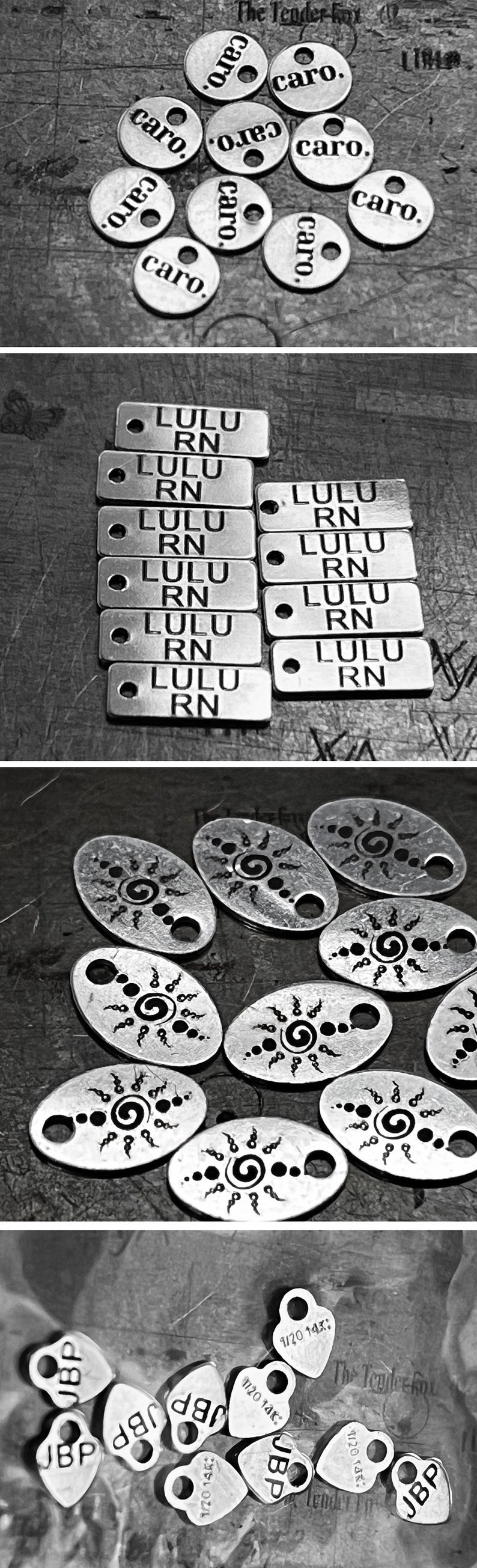Puede incluir: Una colecci&oacute;n de dijes de metal plateado con varios dise&ntilde;os. Algunos dijes son redondos con la palabra "caro" grabada en ellos. Otros dijes son rectangulares con las palabras "LULU RN" grabadas en ellos. Tambi&eacute;n hay dijes ovalados con un dise&ntilde;o de sol y dijes en forma de coraz&oacute;n con las letras "JBP" grabadas en ellos.