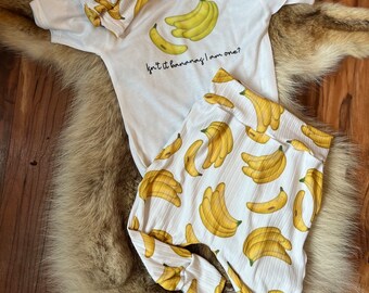 isnt it bananas i am one? First birthday outfit, banana baby outfit, personalized baby clothes, baby shower gift, banana baby pants,