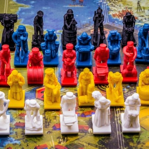 Scythe - Workers matching game&#39;s colours - MeepleForge