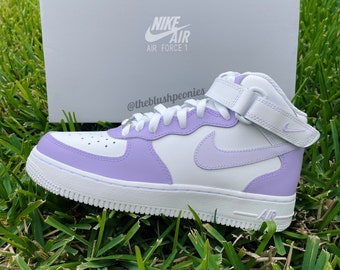 lavender nikes