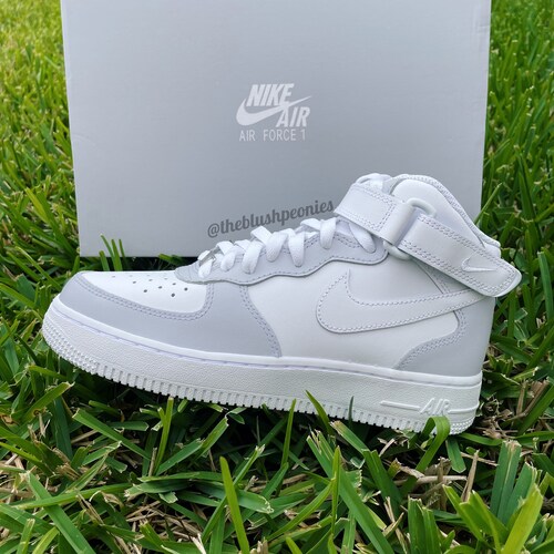 light grey af1