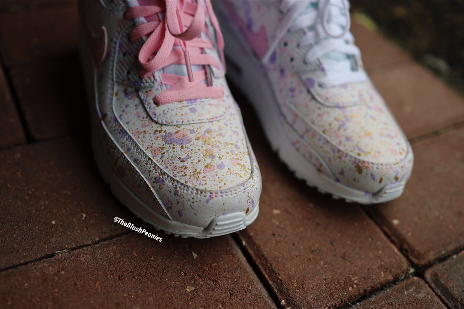 pink and purple nike air max 90