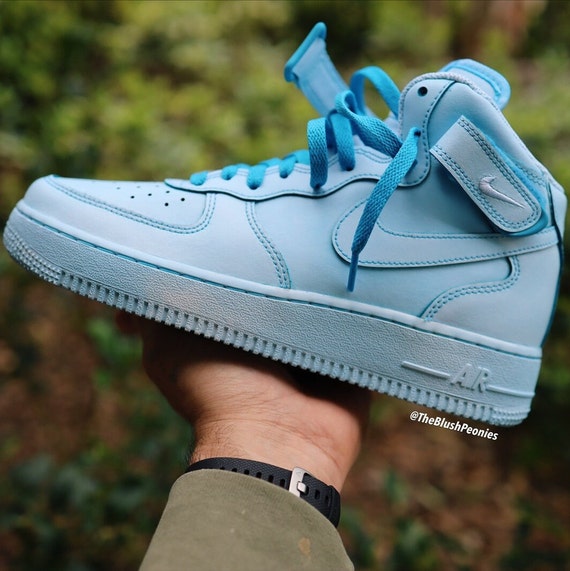 Off white Air Force 1 mid customs : r/SNKRS