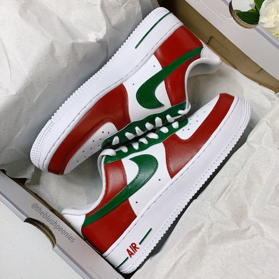 Nike Air Force 1 in Green for Men