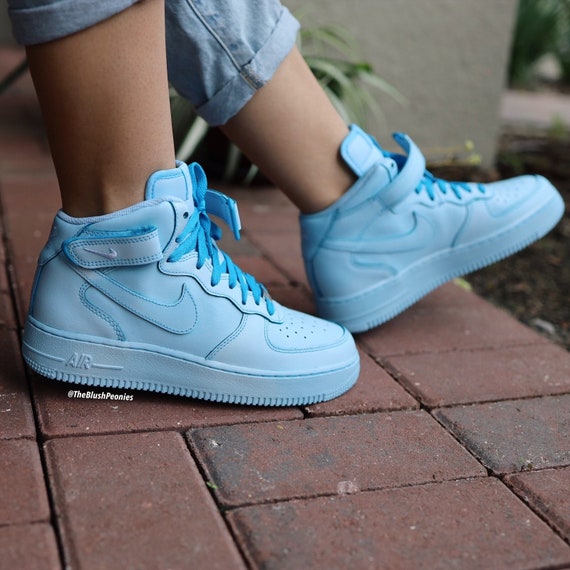 Nike air force 1 mid hotsell near me