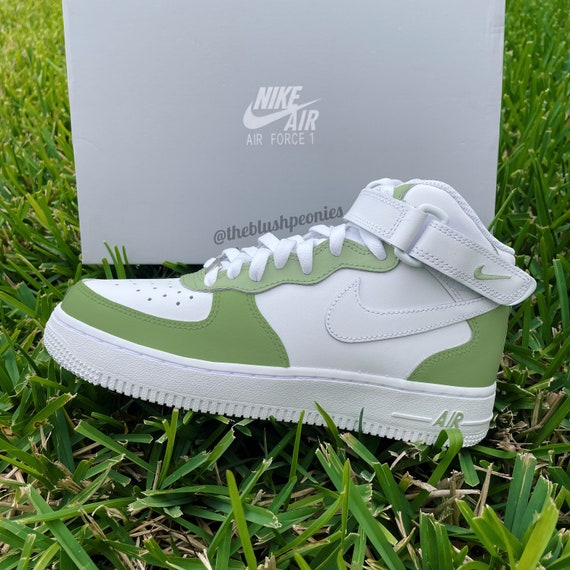 af1 light green