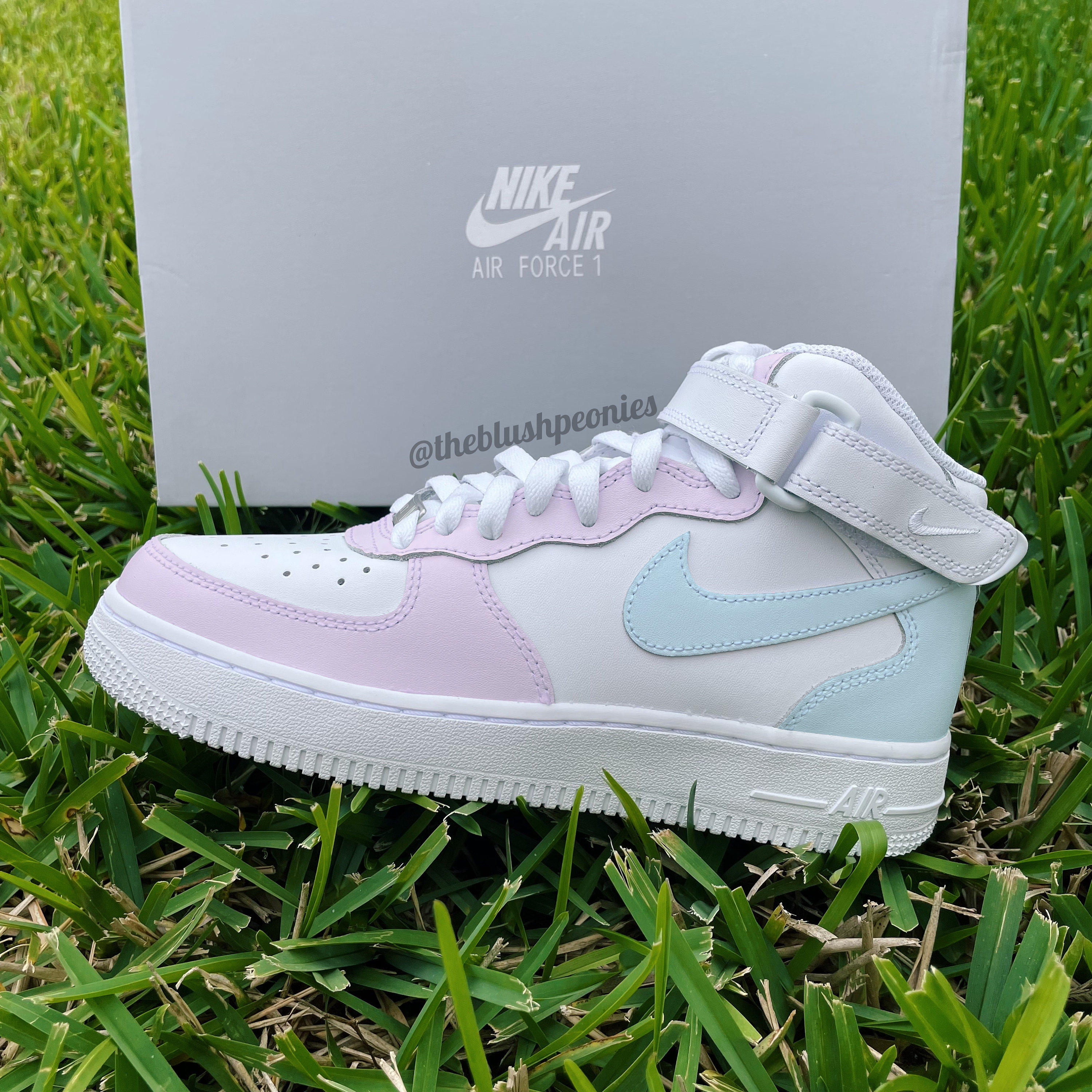 Aangepaste Nike Air Force Ones Licht Roze / Blauw Aangepaste - Etsy  Nederland