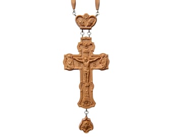 Cruz pectoral tallada en madera: regalo religioso cristiano para obispo (16,5 cm)