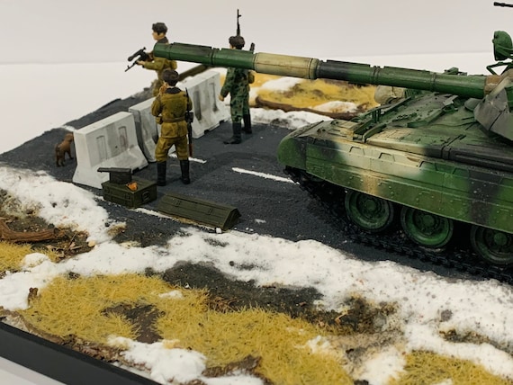 ジオラマ 1/35 戦車 T-80 UD ロシア/ソビエト道路障壁雪スケール