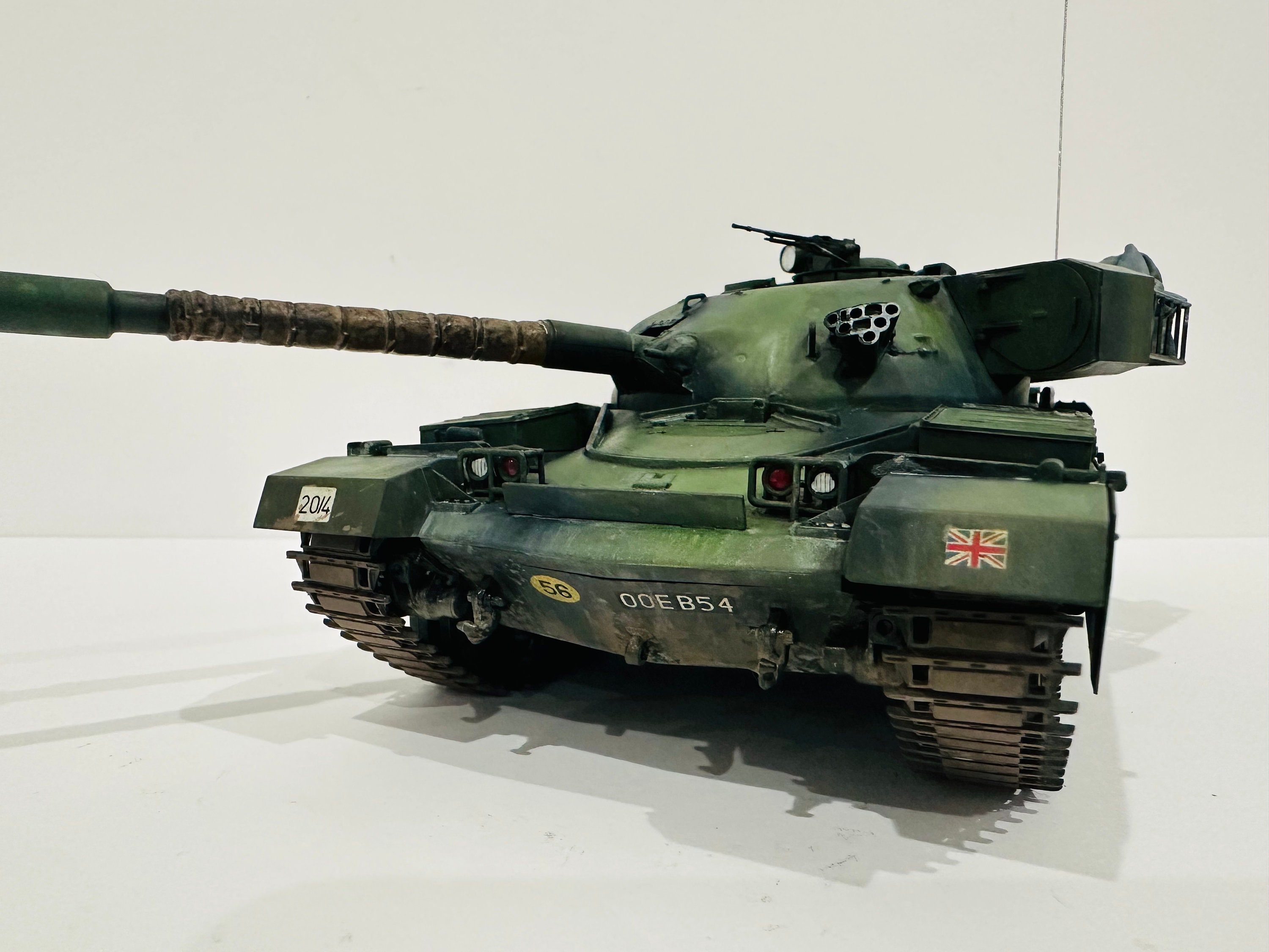 Tank 1/35 British Chieftain Modern Scale Model English Tank