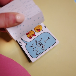 Lovemoji! Printable animated flipbook