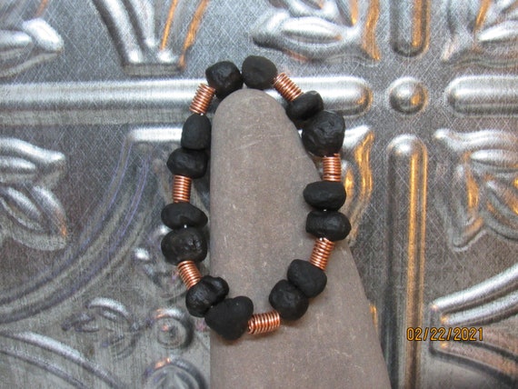 Raw Saffordite (Cinta Mani) Energy Bracelet w/ Handmade Copper Spring Spacers. 14 Stones = 24 grams. Very High Vibrational Healing Bracelet.