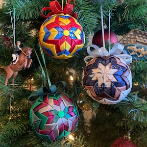 Show Ribbon Christmas Ornament, Horse Show, Dog Show, Gift for Equestrian, Gift for Dog Lover, Gift for Horse Lover, Custom Rosette Gift