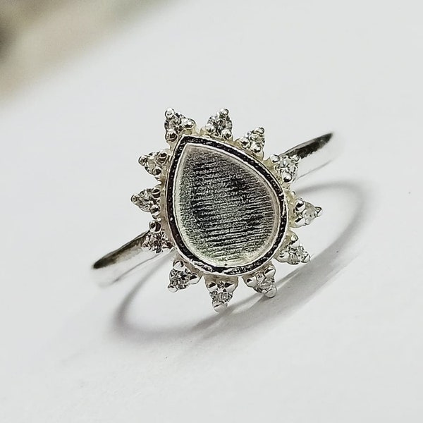 925 Sterling Solid Silver 6x8mm Pear Blank Bezel with CZ Setted Ring, Good for Resin & Ashes Work. Any Color Zircon Avaiable.