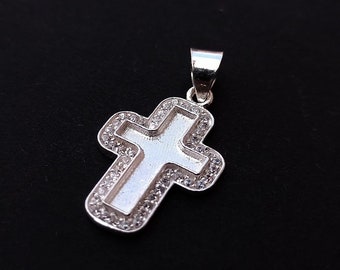 925 Sterling Solid Silver Blank Cross Bezel with Zircon Pendant. Good for Resin & Ashes Work. Any Color Zircon Avaiable.