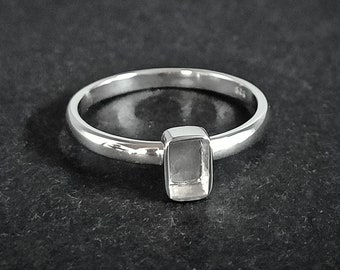 925 Sterling Silver 4x6mm Rectangle Shape Blank Bezel Ring, Solid Sterling Silver Jewlery. Good for Resin Work.