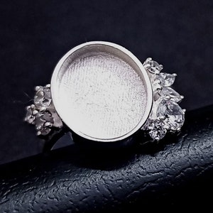 12x10mm Oval Blank Bezel Ring with Zircon,925 Sterling Silver Rings, Good for Resin & Ashes Work. Any Color Zircon Avaiable.