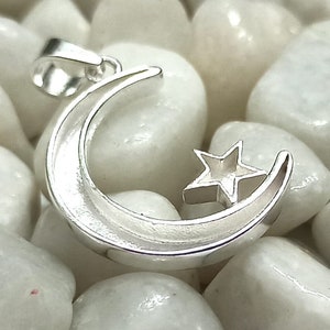 20mm Moon With 5mm Star Shape Blank Bezel Pendant, 925 Sterling Silver Pendant. Good for resin and ashes work.