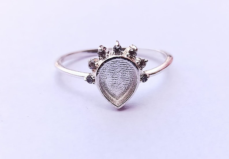925 sterling silver 6 x 8 mm päronfärgad blank bezel med CZ-infattad ring, lämplig för harts- och askarbeten. Zirkon i valfri färg finns. bild 3