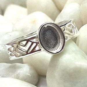 925 Sterling Solid Silver 6x8mm Oval Blank Bezel with Designer Band Ring, Good for Resin & Ashes Work.