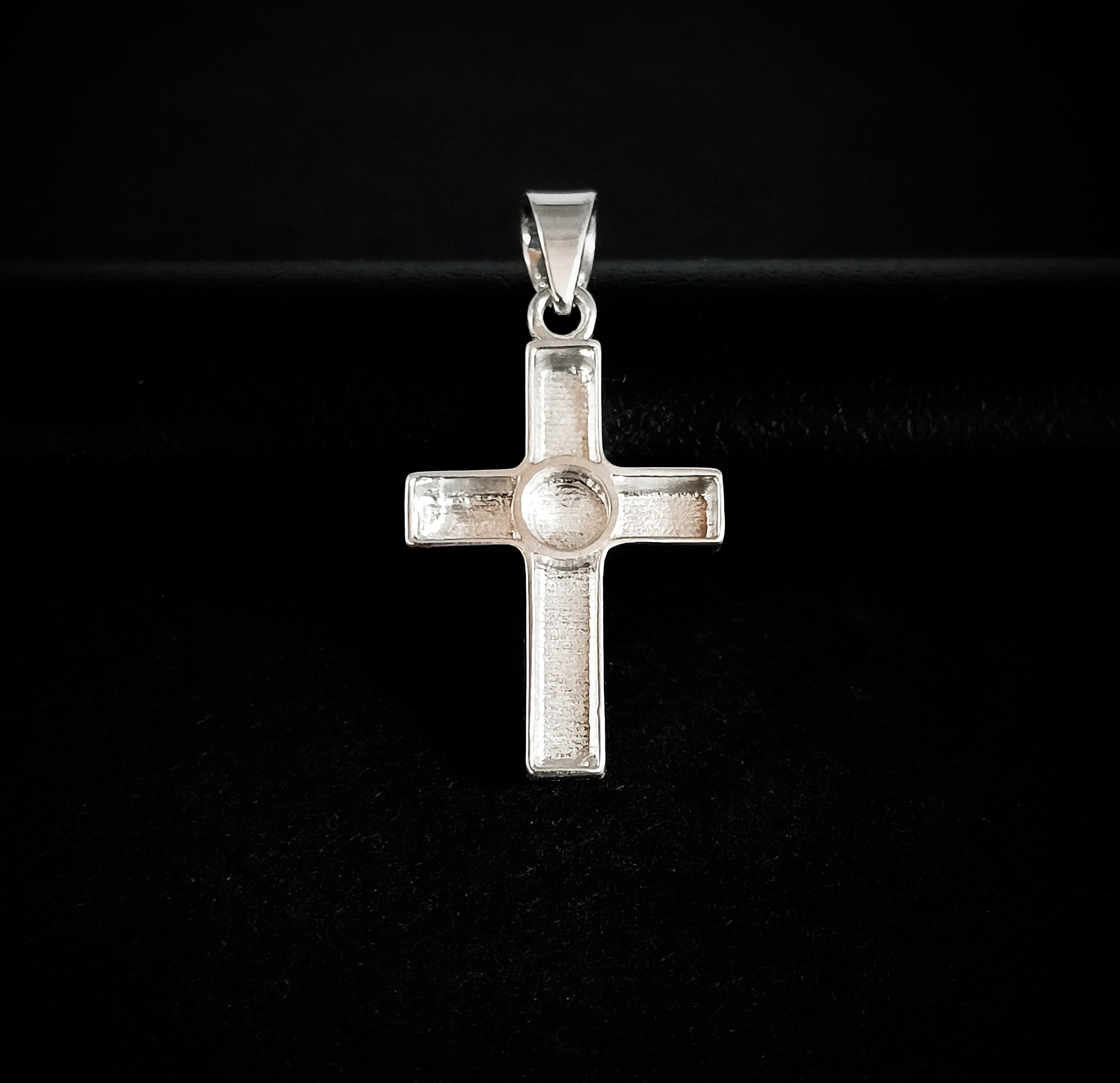 16x22mm Cross shape Blank Bezel Pendant, 925 Sterling Silver Pendant. Good for Resin work.