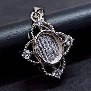 7x9mm oval Shape Blank Bezel Pendant with Zircon, 925 Sterling Silver Pendant. Good for resin and ashes work. Any color Zircon available.