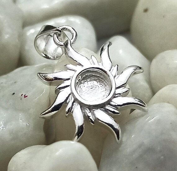 Blank bezel pendants online