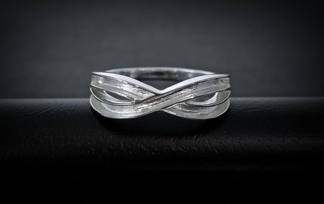ZWILLGE INFINITY RING シルバー925 19号〜21号 925 Sterling Solid Silver Infinity Ring With Blank Bezel, Good for