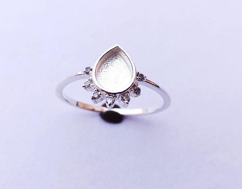 925 sterling silver 6 x 8 mm päronfärgad blank bezel med CZ-infattad ring, lämplig för harts- och askarbeten. Zirkon i valfri färg finns. bild 2