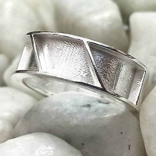 925 Sterling Solid Silver 8mm wide 3 parts Blank Bezel Ring, Good for Resin & Ashes Work.