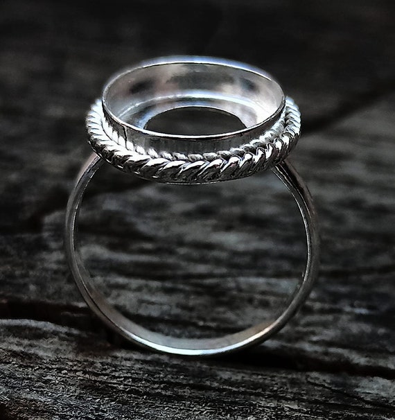4x6 to 21x14mm Oval 2mm Deep Twisted Wire Bezel Ring,good for