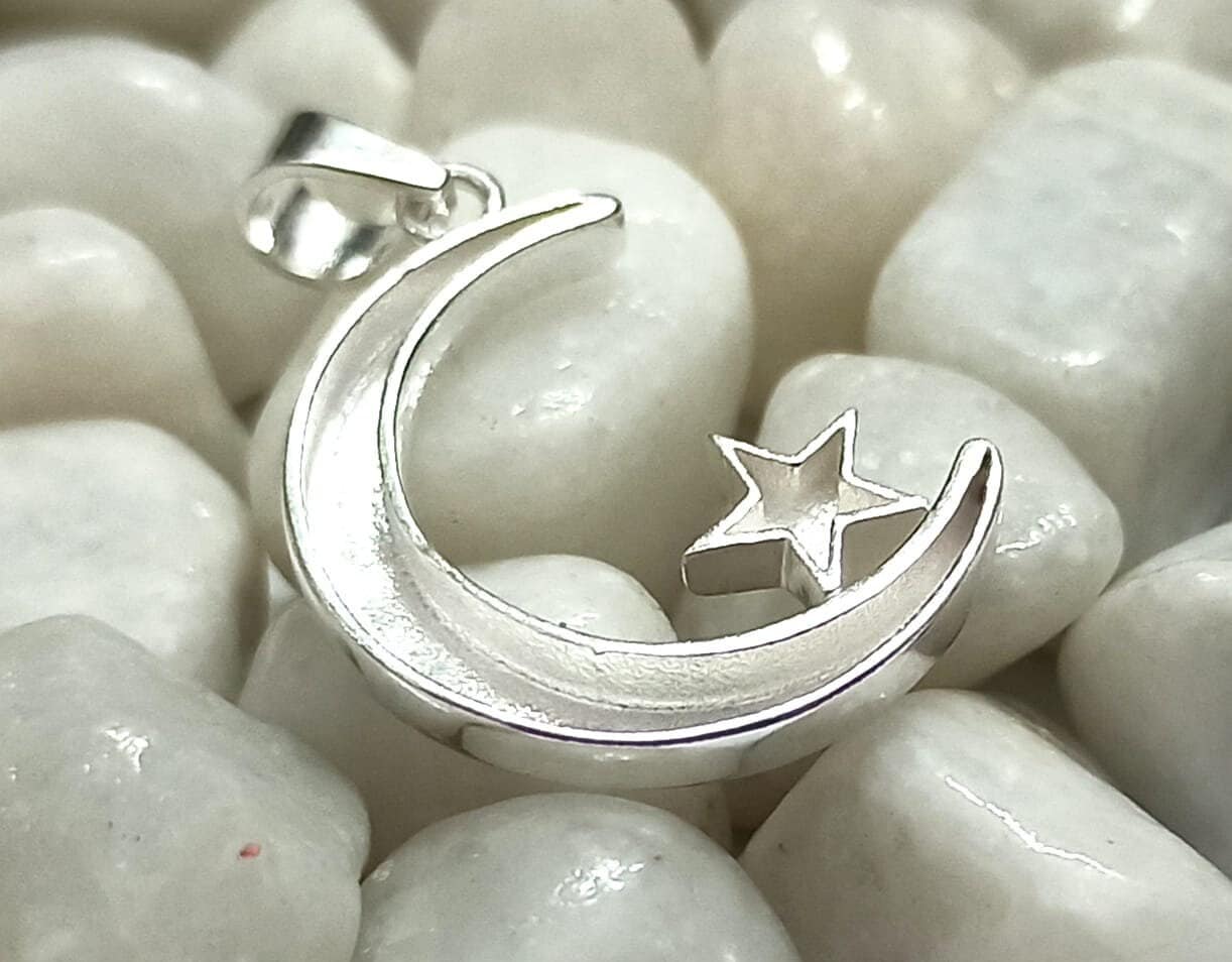 20mm Moon With 5mm Star Shape Blank Bezel Pendant, 925 Sterling Silver Pendant. Good for resin and ashes work.