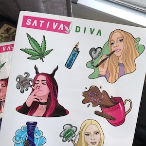 Sativa Diva Aufkleber Blatt (8 x 10&quot;)
