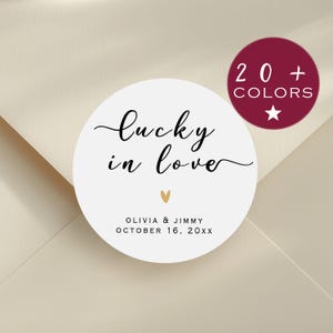 Etykiety ślubne z loterią | Naklejki Lucky In Love | Spersonalizowane upominki ślubne | Etykiety na rocznice, zaręczyny i wydarzenia (B67)