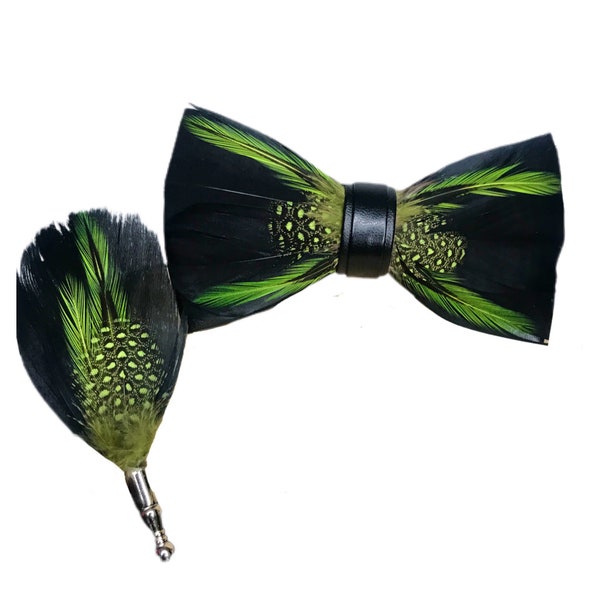 Ensemble de noeud papillon et d'épinglettes en plumes de coq vert néon et noir