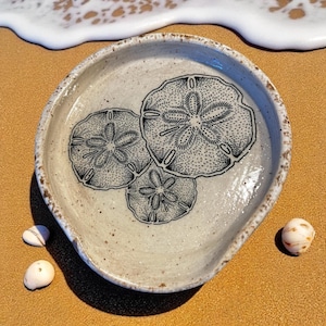 Spoon Rest with Sand Dollars