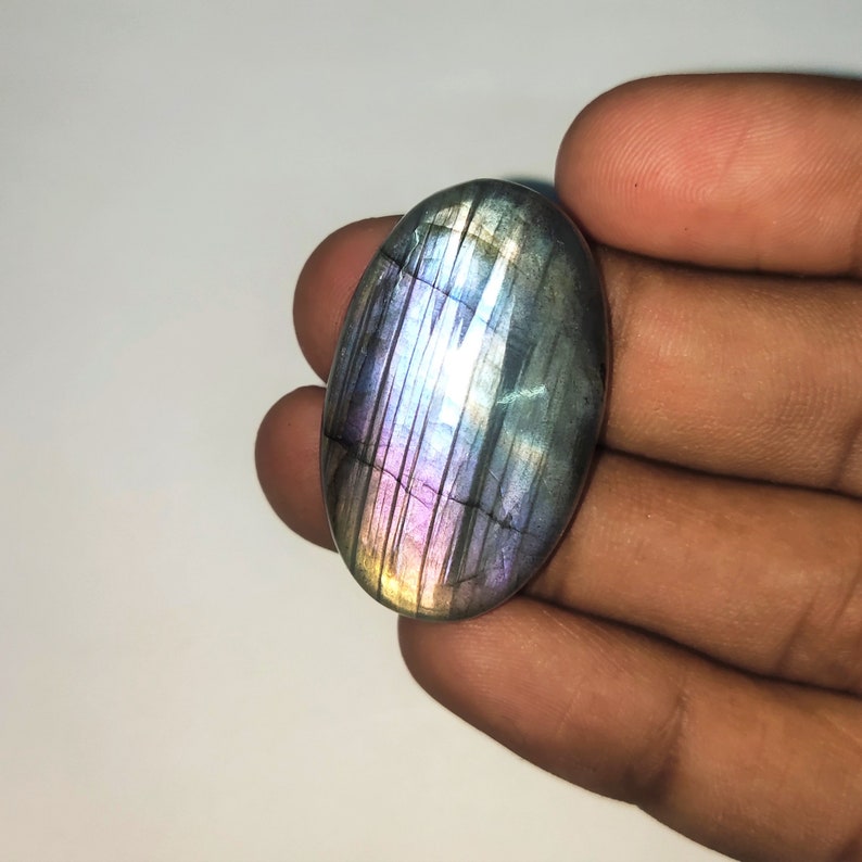 Natural Labradorite purple Gemstone Cabochon Rare Quality Making Pendant Labradorite Gemstone Oval Shape 52.4 Size 34x20x8 P1#301