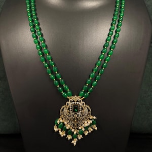 Collar largo Polki - Conjunto de joyería Kundan verde y blanco hueso con pliegues dorados - Rani Haar - Collar largo indio - Joyería pakistaní - Joyería india