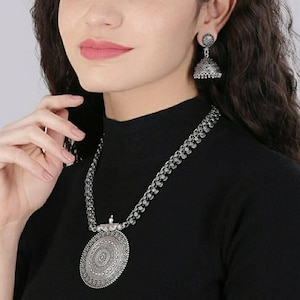 Conjunto de colar longo oxidado indiano - Conjunto de colar tribal boho oxidado - Conjunto de colar longo de prata alemã preta antiga - Joias afegãs