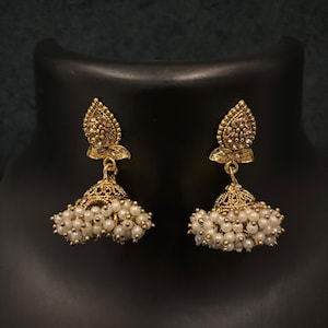 Pearl Jhumkas / Indian Wedding Jewelry/ Pakistani Jewelry/ Gold Jhumka/ Sabyasachi/ Indian Earrings/ Bollywood Jewelry/ Punjabi Earrings image 2