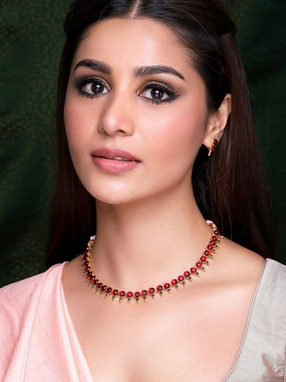 Red shop ruby choker