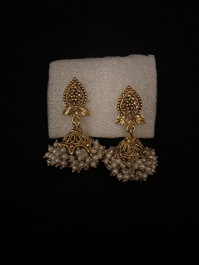 Pearl Jhumkas / Indian Wedding Jewelry/ Pakistani Jewelry/ Gold Jhumka/ Sabyasachi/ Indian Earrings/ Bollywood Jewelry/ Punjabi Earrings image 5